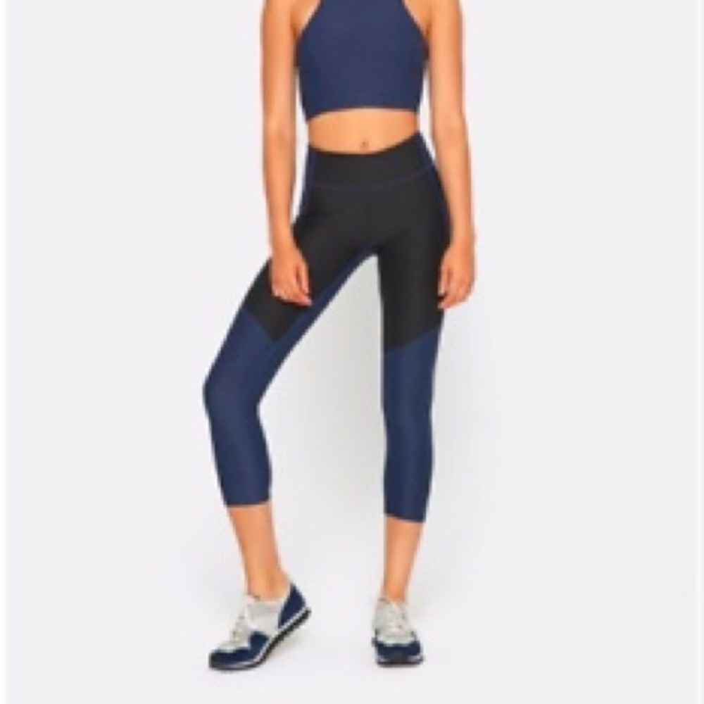 OUTDOOR VOICES 3/4 TWO TONE WARM UP LEGGINGS💙NWT